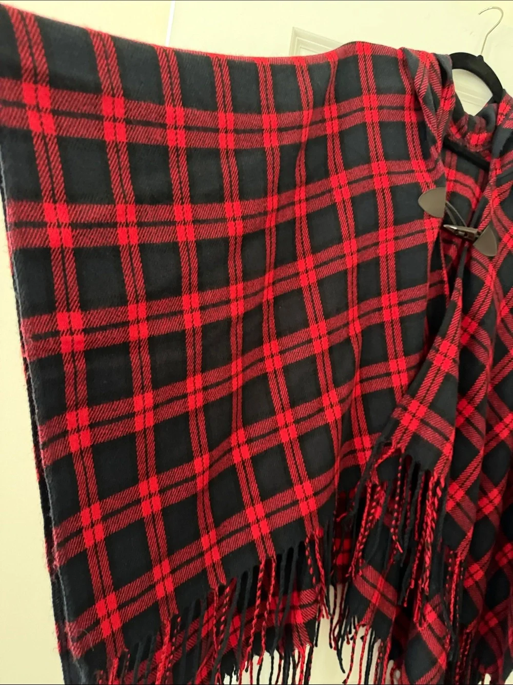 Plaid Hooded Fringe Poncho - Black & Red Tartan